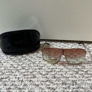 Gucci sunglasses and case